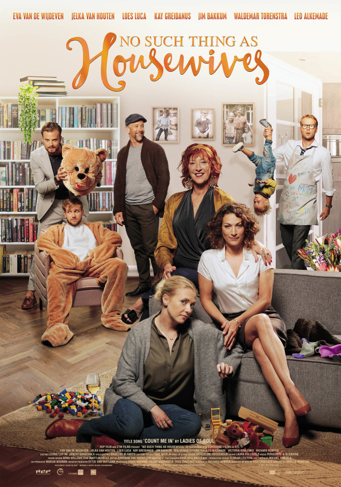 HAPPY HOUSEWIVES (2017)